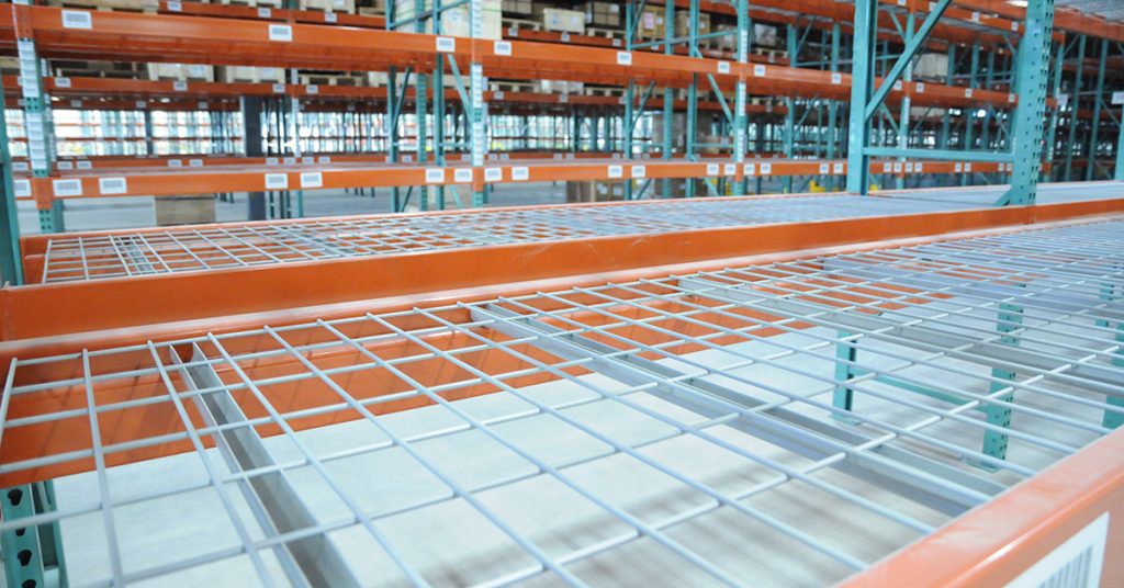 Wire Deck inside Pallet Racking