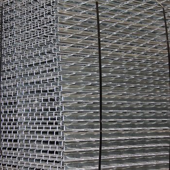 42” x 46” Galvanized Wire Deck - Standard Full Step (Quick Ship)