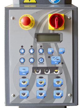 		Semi-Automatic Stretch Wrap Machine, 4400 lb. Capacity 