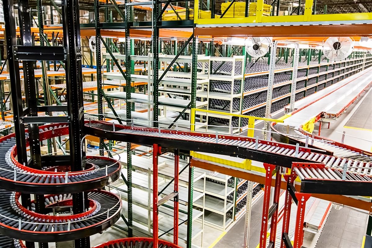 View of a conveyor system in a warehouse.