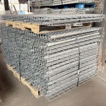 42” x 64” Used Wire Deck - Drop In - Standard Full Step