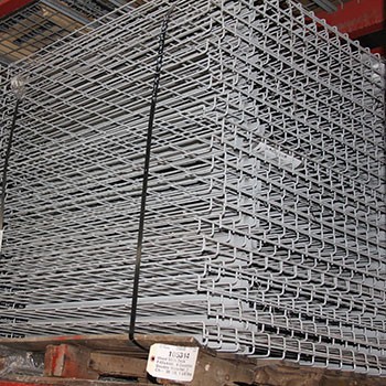 42” x 44” Used Wire Deck - Standard Full Step
