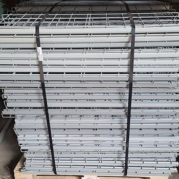 48” x 48” Used Wire Deck - Drop In - Standard Full Step 48” x 48” Used Wire Deck - Drop In - Standard Full Step