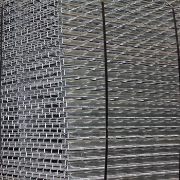 42” x 46” Galvanized Wire Deck - Standard Full Step (Quick Ship) 42” x 46” Galvanized Wire Deck - Standard Full Step (Quick Ship)