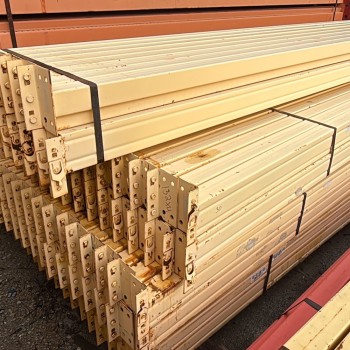 132” x 4” Used Teardrop Pallet Rack Beam- Old Style