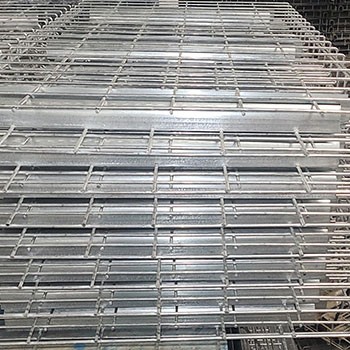24” x 46” Wire Deck - Standard Full Step