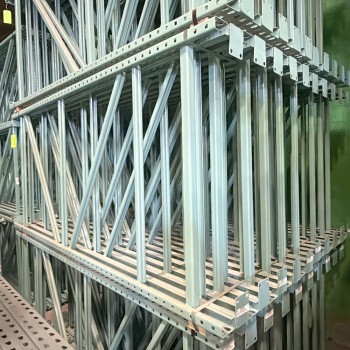 42" x 96" Reconditioned Teardrop Pallet Rack Upright- Old Style