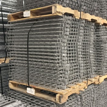 42" x 45" Used Wire Deck - Drop In - Standard Full Step