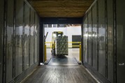 The 12 Best Ways to Improve Warehouse Efficiency image
