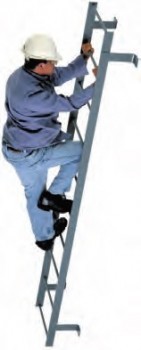 24’ Walk-Thru Fixed Steel Ladder w/o Cage